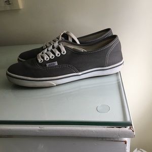 Women’s vans